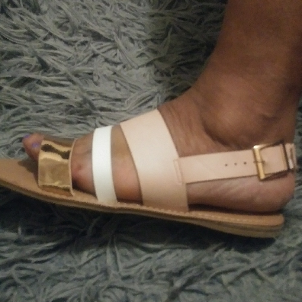 Pink gold white sandle